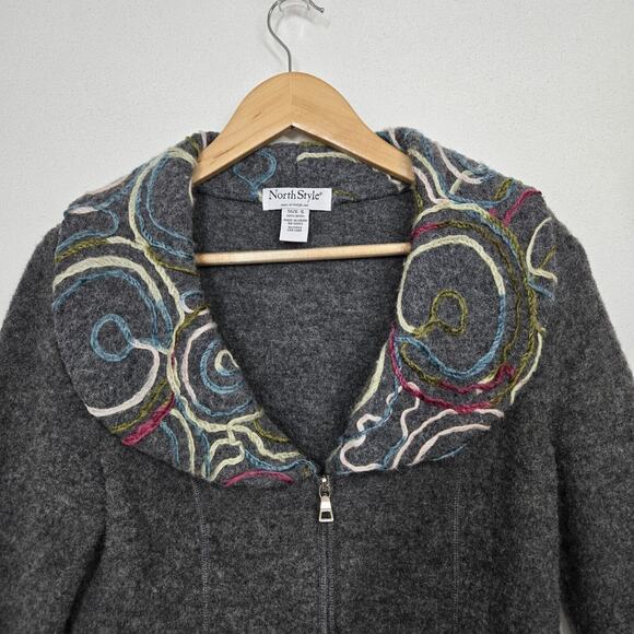 North Style 100% Wool Jacket Sz S Gray Embroidered Full Zip Front - Picture 2 of 14